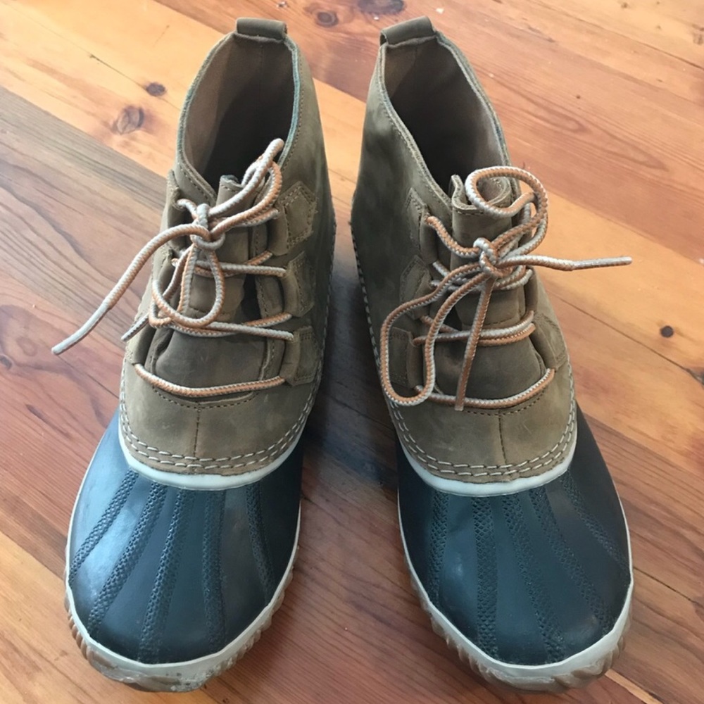 Sorel out n about boots